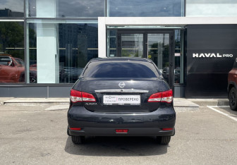 Подержанный автомобиль Nissan Almera Sedan 2013 года (6 фото)