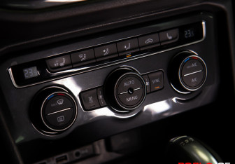 Подержанный автомобиль Volkswagen Tiguan 2018 года (24 фото)