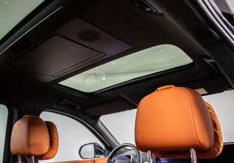 Подержанный автомобиль LiXiang L9 2023 года (16 фото)