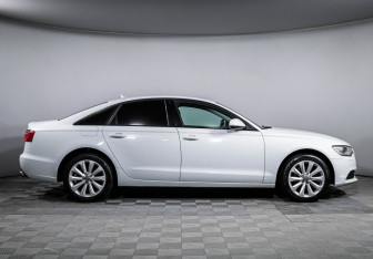 Подержанный автомобиль Audi A6 Sedan 2012 года (4 фото)