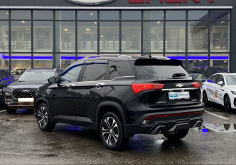 Подержанный автомобиль Chevrolet Captiva 2022 года (7 фото)