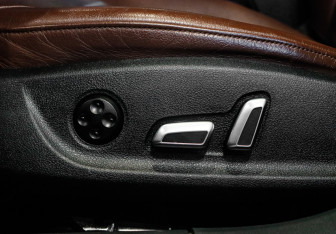 Подержанный автомобиль Audi A6 Sedan 2018 года (18 фото)