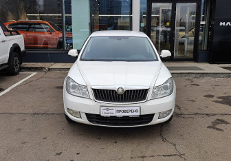 Подержанный автомобиль Skoda Octavia Liftback 2013 года (2 фото)
