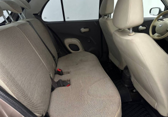 Подержанный автомобиль Nissan Micra Hatchback 2007 года (14 фото)