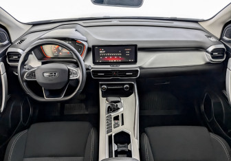 Подержанный автомобиль Geely Coolray 2023 года (14 фото)