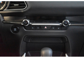 Новый Mazda CX-30 2026 (11 фото)