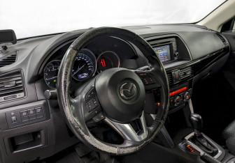 Подержанный автомобиль Mazda CX-5 2015 года (13 фото)