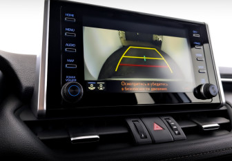 Подержанный автомобиль Toyota RAV4 2021 года (27 фото)