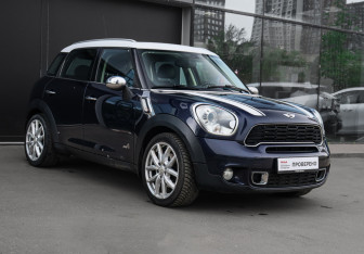Подержанный автомобиль MINI Countryman 2013 года (3 фото)