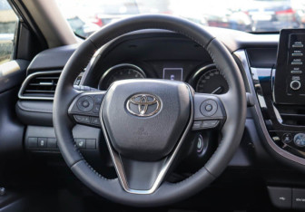 Новый Toyota Camry Sedan 2025 (12 фото)