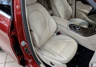 Подержанный автомобиль Mercedes-Benz GLC Coupe 2019 года (22 фото)