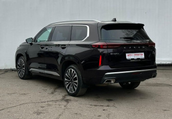 Подержанный автомобиль Exeed VX 2022 года (7 фото)