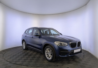 Подержанный автомобиль BMW X3 2020 года (3 фото)