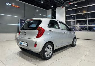 Подержанный автомобиль Kia Picanto 2014 года (4 фото)