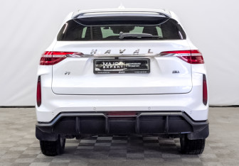 Подержанный автомобиль Haval F7 2023 года (6 фото)