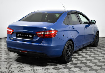 Подержанный автомобиль LADA (ВАЗ) Vesta Sedan 2017 года (5 фото)