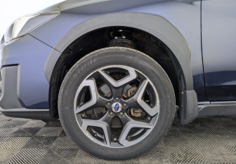 Подержанный автомобиль Subaru XV 2017 года (13 фото)