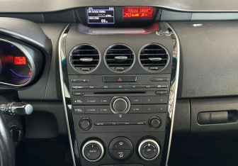 Подержанный автомобиль Mazda CX-7 2011 года (19 фото)