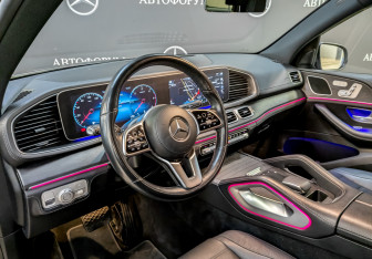 Подержанный автомобиль Mercedes-Benz GLE 2021 года (16 фото)