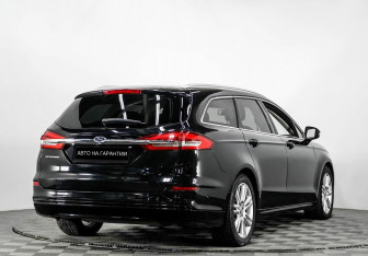 Подержанный автомобиль Ford Mondeo Wagon 2018 года (3 фото)