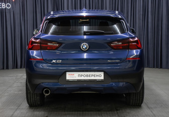 Подержанный автомобиль BMW X2 2021 года (6 фото)