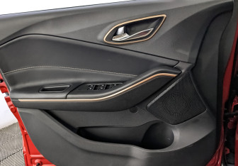 Подержанный автомобиль Москвич 3е 2023 года (19 фото)