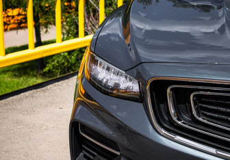 Подержанный автомобиль Geely Atlas Pro 2022 года (14 фото)