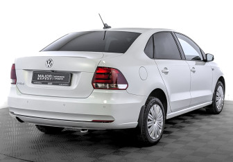 Подержанный автомобиль Volkswagen Polo Sedan 2018 года (5 фото)