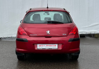 Подержанный автомобиль Peugeot 308 Hatchback 2010 года (6 фото)