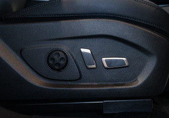 Подержанный автомобиль Voyah Free 2022 года (8 фото)