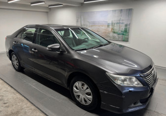 Подержанный автомобиль Toyota Camry Sedan 2011 года (3 фото)