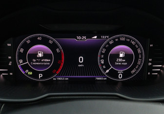 Подержанный автомобиль Skoda Octavia Liftback 2020 года (18 фото)