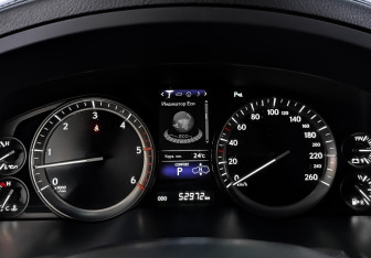 Подержанный автомобиль Lexus LX 2021 года (13 фото)