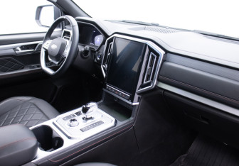 Подержанный автомобиль JAC T9 2025 года (8 фото)