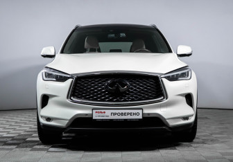 Подержанный автомобиль Infiniti QX50 2018 года (2 фото)