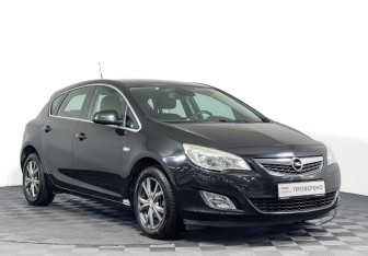 Подержанный автомобиль Opel Astra Hatchback 2011 года (3 фото)