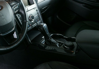 Подержанный автомобиль Ford Explorer 2019 года (9 фото)