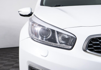 Подержанный автомобиль Kia Ceed Hatchback 2018 года (7 фото)