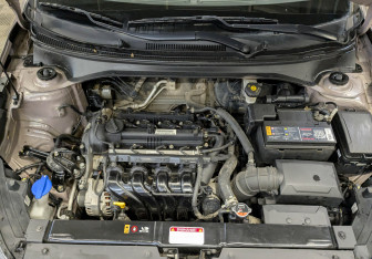 Подержанный автомобиль Kia Rio Hatchback 2021 года (9 фото)