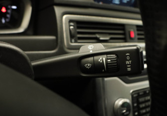 Подержанный автомобиль Volvo S80 2014 года (13 фото)