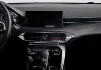 Подержанный автомобиль Kaiyi E5 2023 года (13 фото)