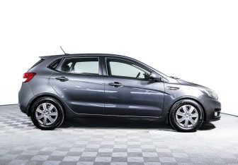 Подержанный автомобиль Kia Rio Hatchback 2017 года (4 фото)