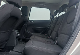 Подержанный автомобиль Peugeot 308 Wagon 2010 года (11 фото)