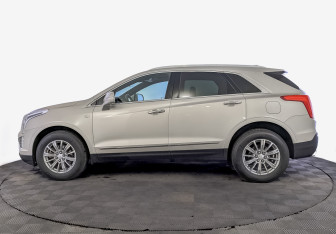 Подержанный автомобиль Cadillac XT5 2016 года (8 фото)
