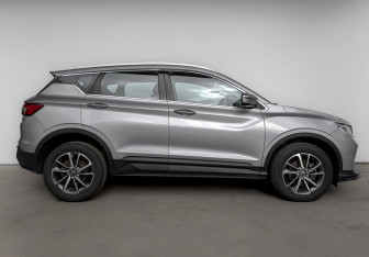 Подержанный автомобиль Geely Coolray 2023 года (4 фото)