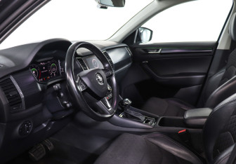 Подержанный автомобиль Skoda Kodiaq 2019 года (13 фото)