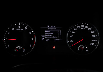 Подержанный автомобиль Kia Seltos 2020 года (11 фото)