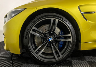 Подержанный автомобиль BMW M4 Coupe 2018 года (7 фото)
