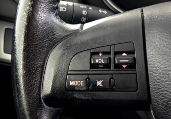 Подержанный автомобиль Mazda 3 Hatchback 2012 года (26 фото)