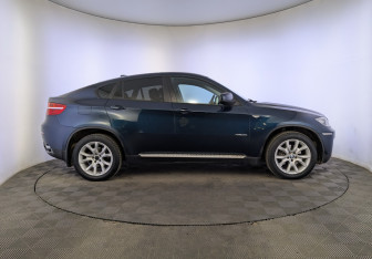 Подержанный автомобиль BMW X6 2013 года (4 фото)